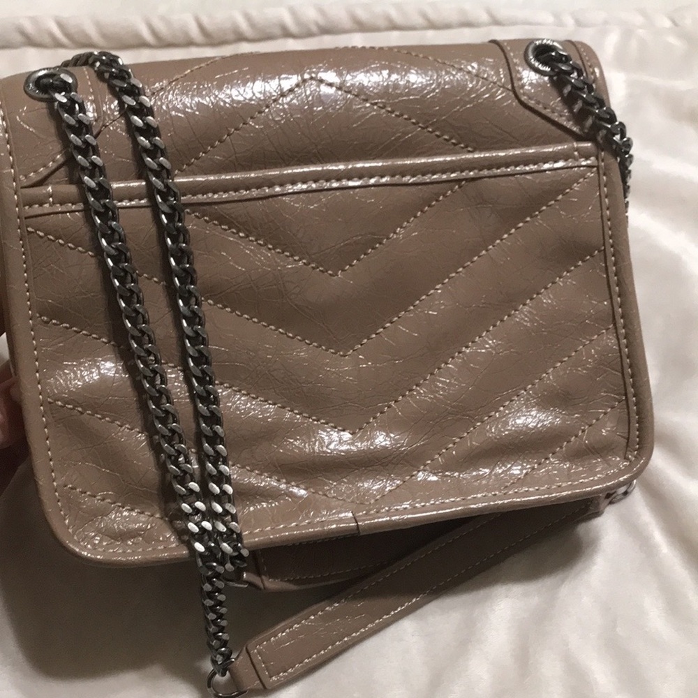 FiRM Crinkled bag - Picture 3 of 4